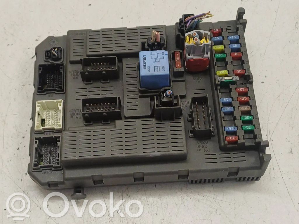 Peugeot 807 Fuse box set 
