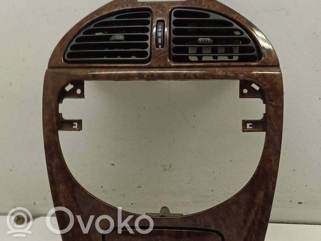 Citroen C5 Kita salono detalė 