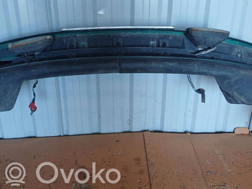 Volkswagen PASSAT B4 Parachoques delantero 