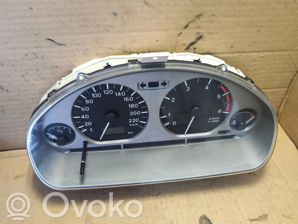 Mitsubishi Space Star Speedometer (instrument cluster) 