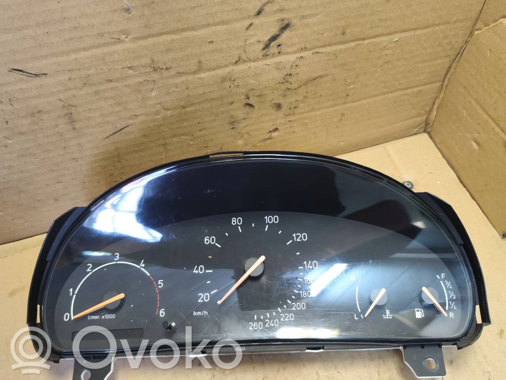 Saab 9-5 Speedometer (instrument cluster) 