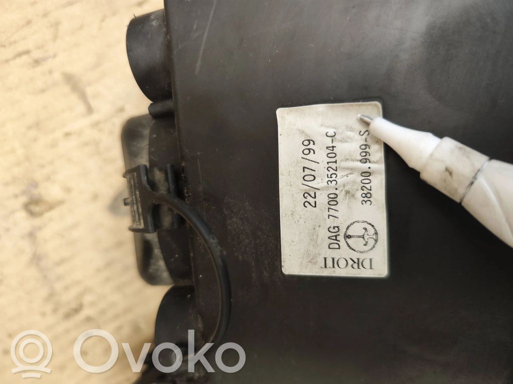 Renault Master II Headlight/headlamp 
