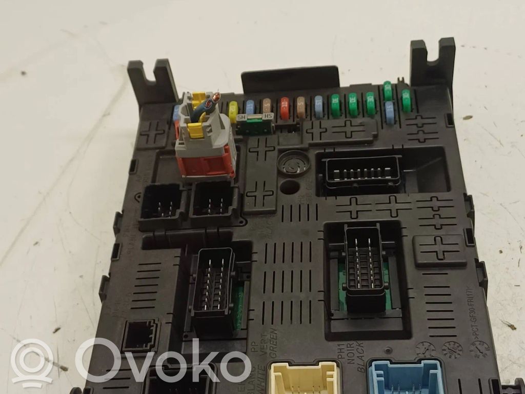 Peugeot 407 Comfort/convenience module 