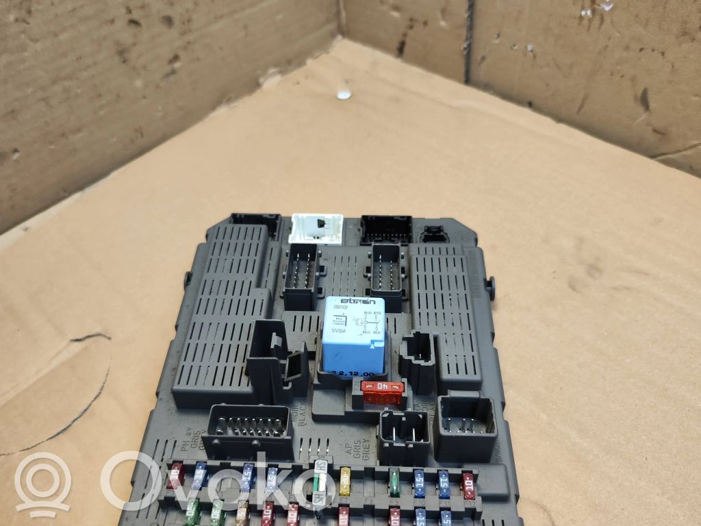 Citroen C5 Comfort/convenience module 