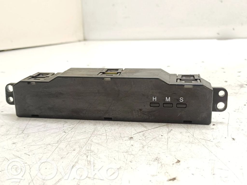 Chevrolet Lacetti Clock 