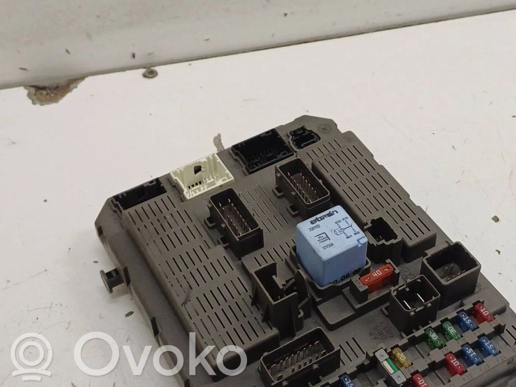 Peugeot 807 Comfort/convenience module 
