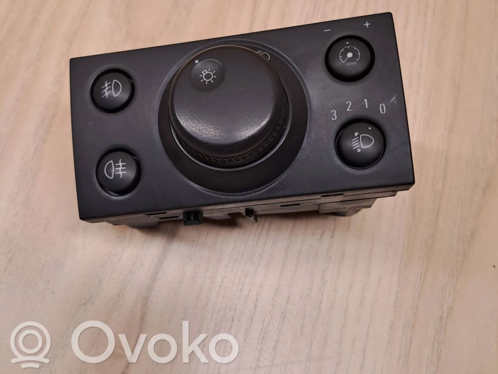 Opel Signum Lukturu slēdzis 