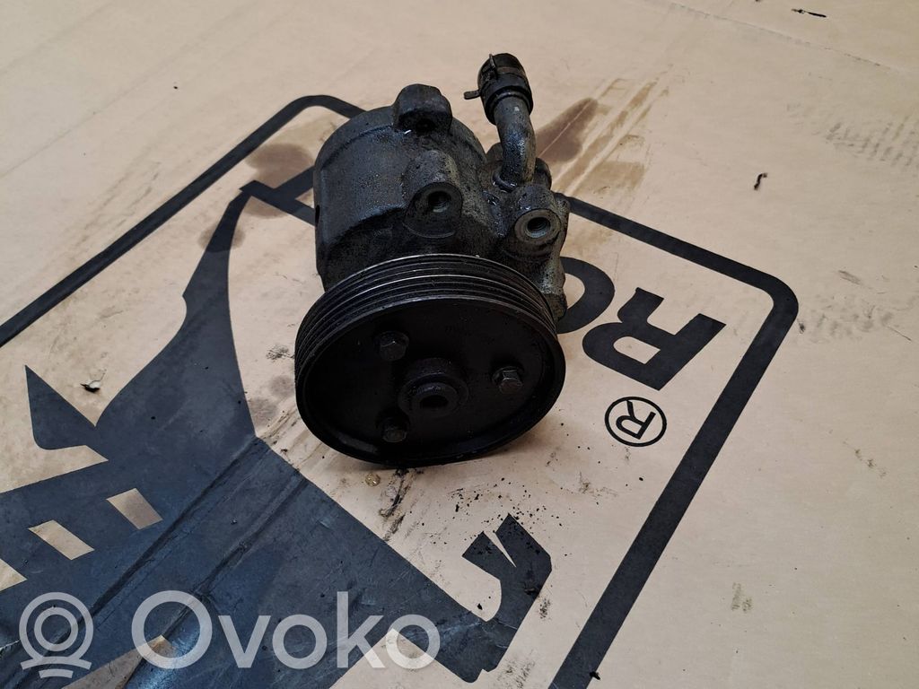 Renault Megane I Power steering pump 