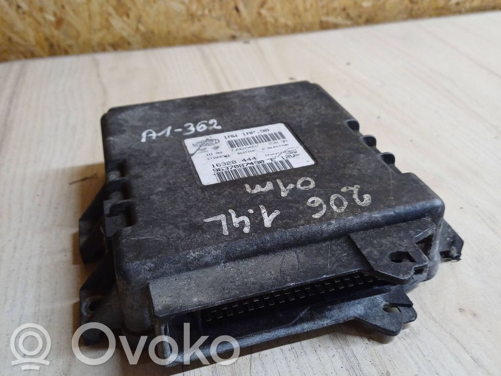 Peugeot 206 Engine control unit/module 