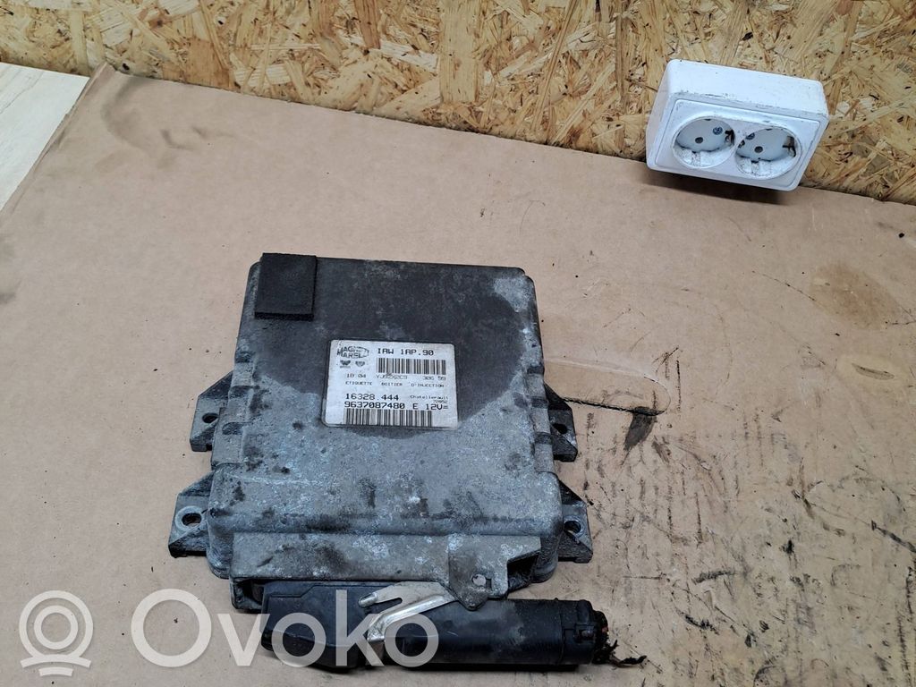 Peugeot 206 Engine control unit/module 