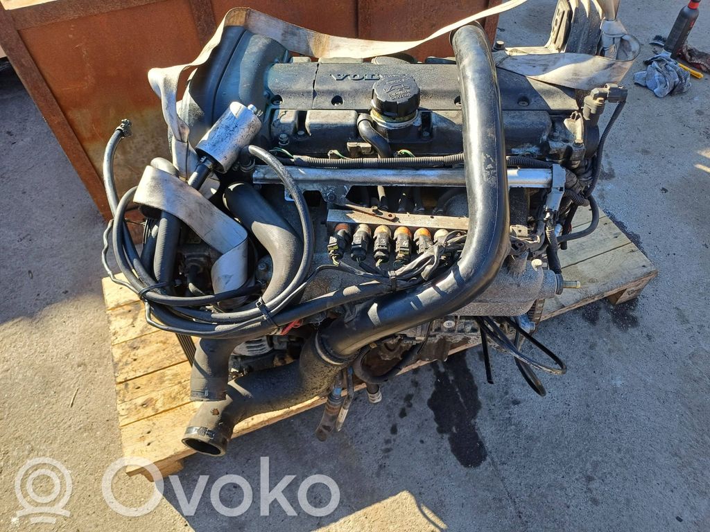 Engine   B5254T,3696483