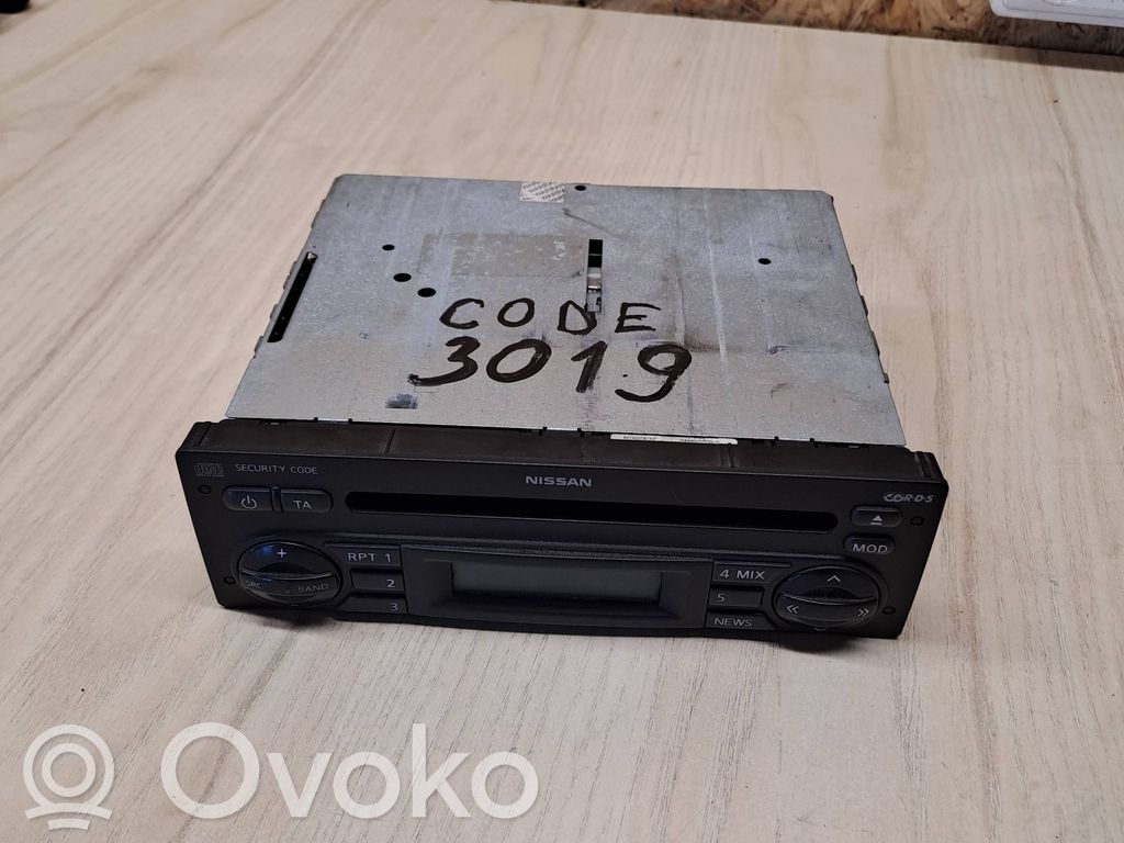 Nissan Note (E11) Radio / CD-Player / DVD-Player / Navigation 