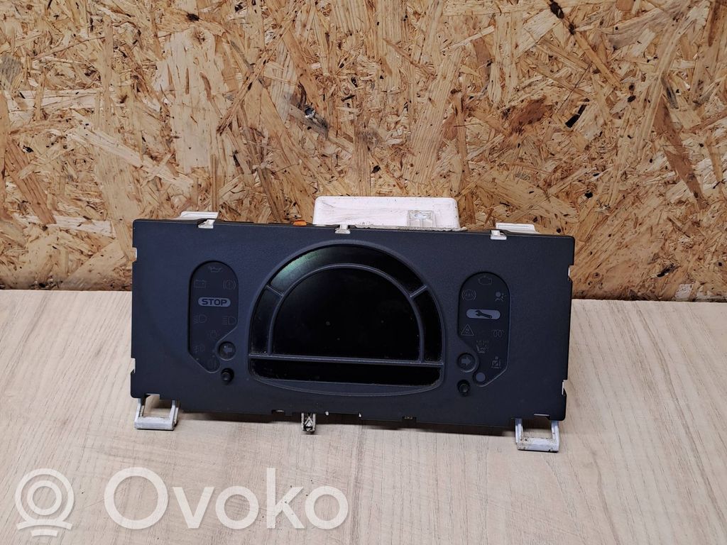 Renault Modus Speedometer (instrument cluster) 