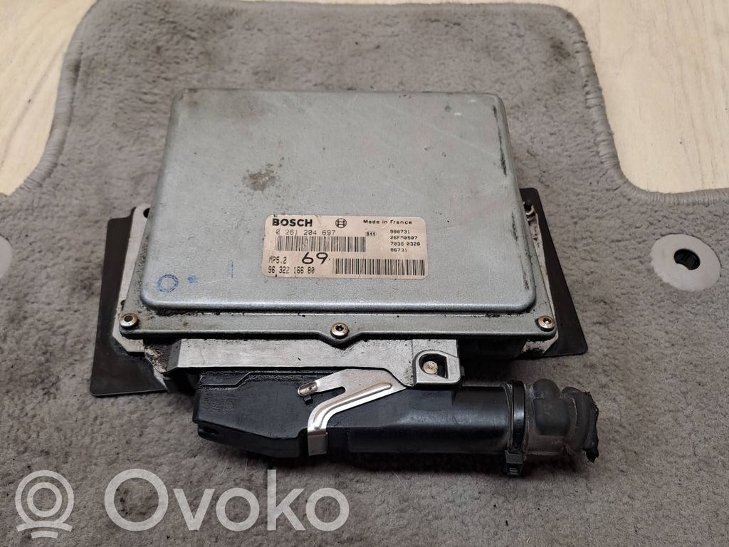 Peugeot 406 Engine control unit/module 