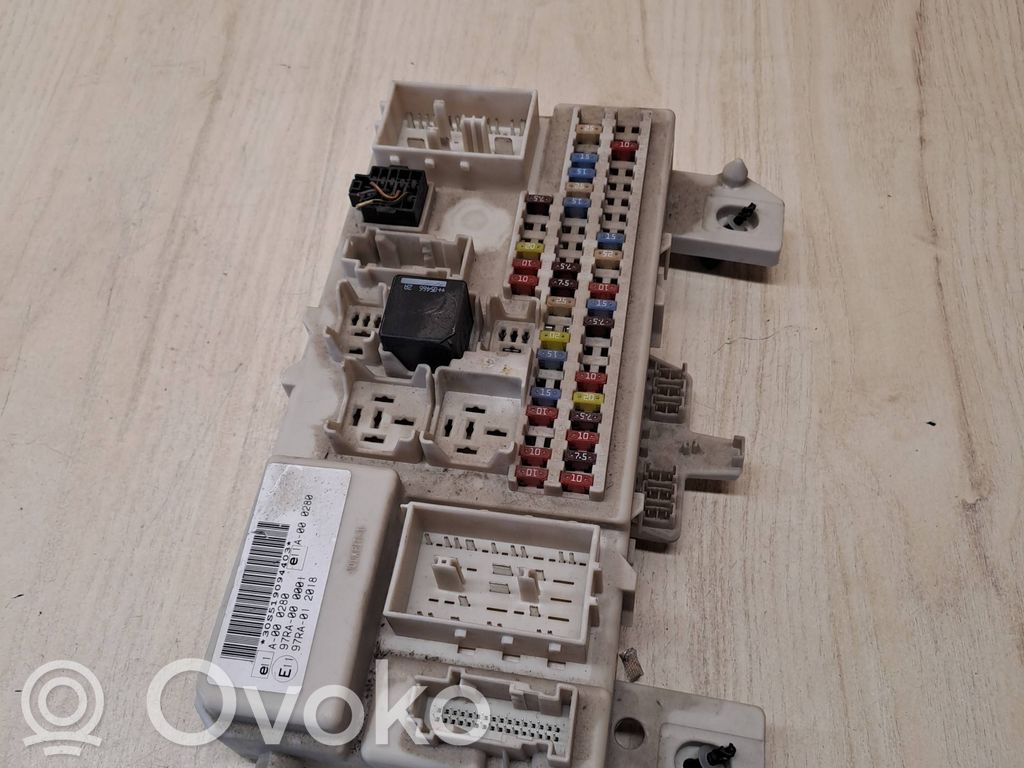 Ford Focus Fuse module 
