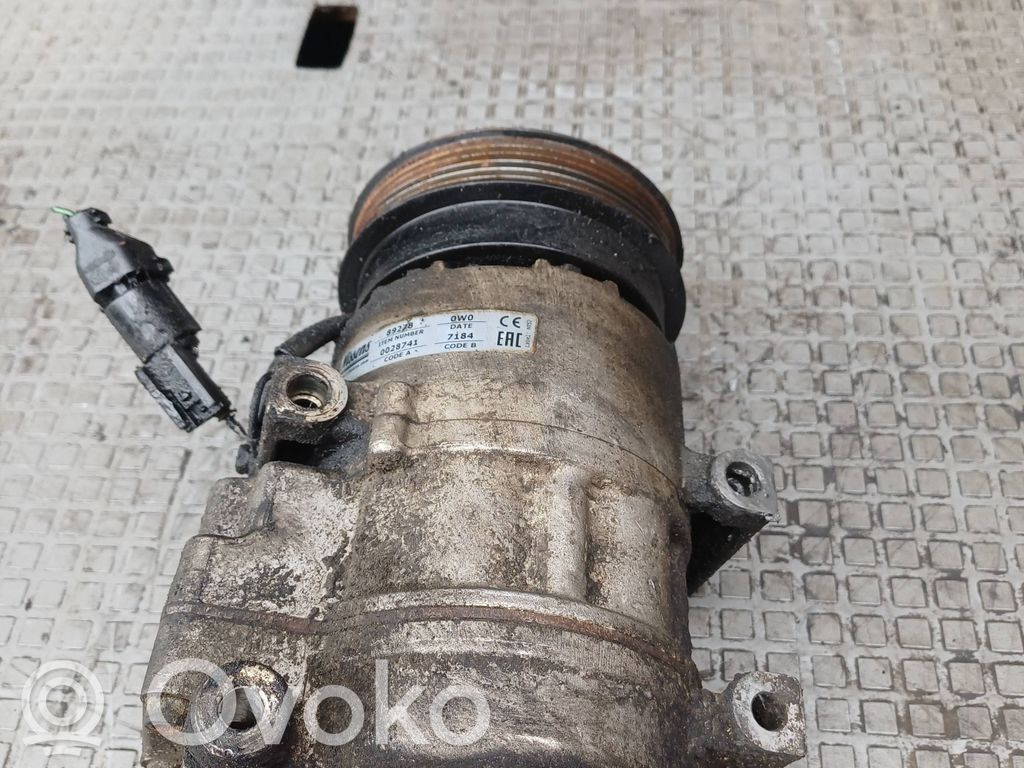 Hyundai Grandeur Air conditioning (A/C) compressor (pump) 