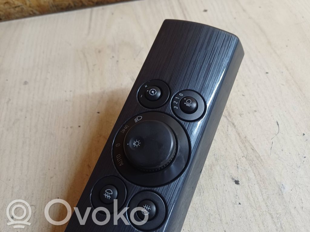 Opel Astra H Light switch 