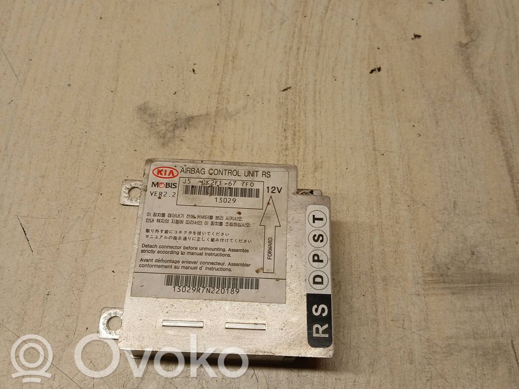 KIA Carens I Airbag control unit/module 