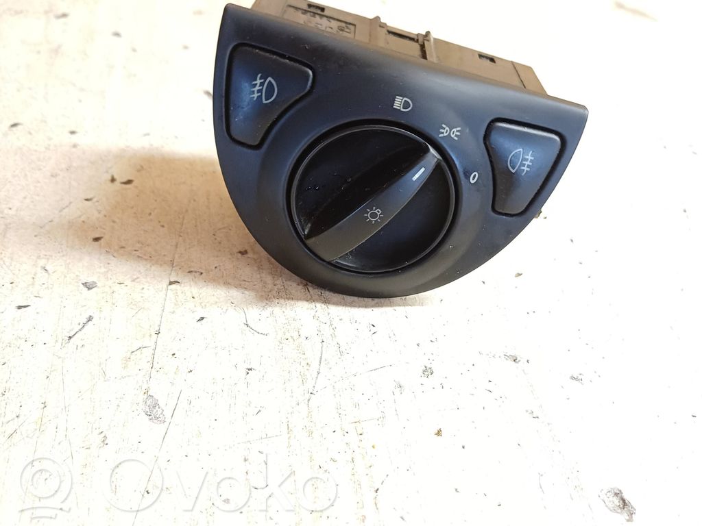 Light switch   12786133,5J20