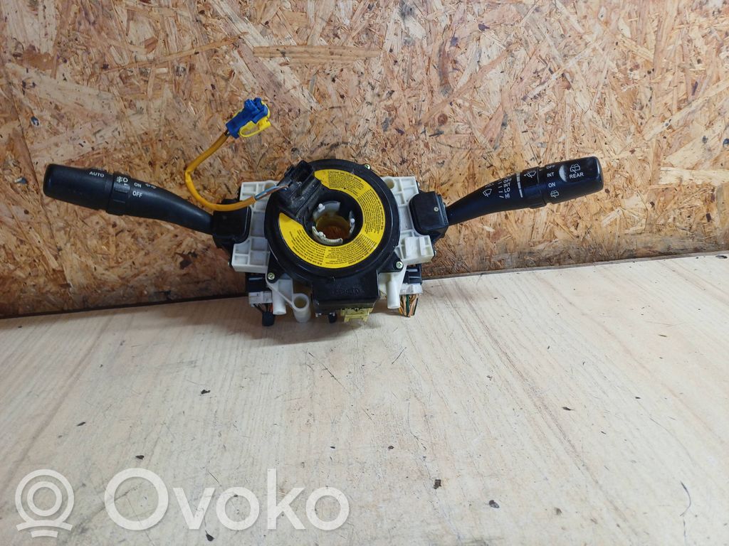 KIA Sorento Wiper turn signal indicator stalk/switch 