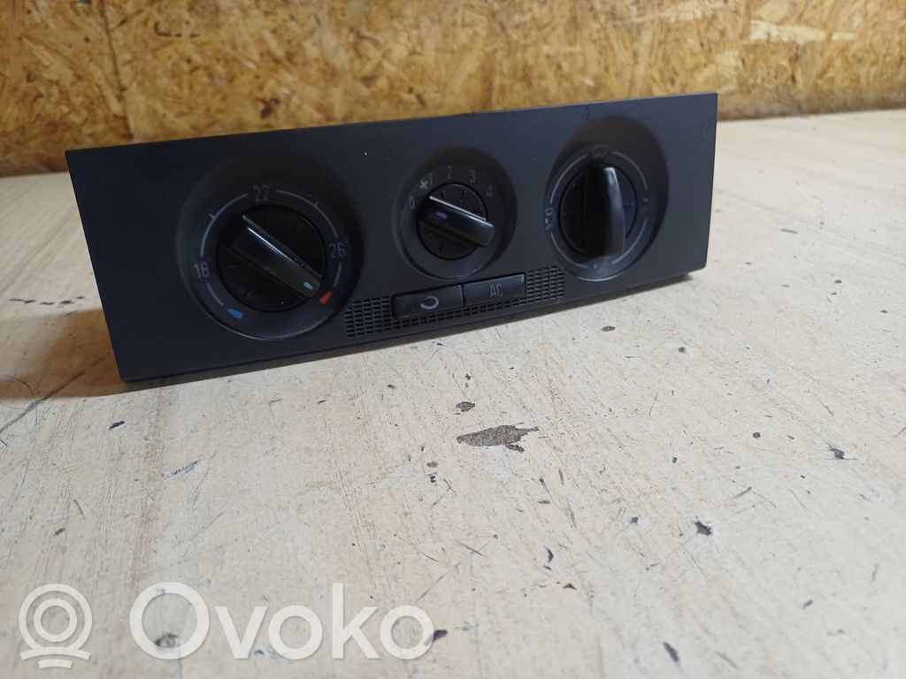 Skoda Fabia Mk1 (6Y) Climate control unit 