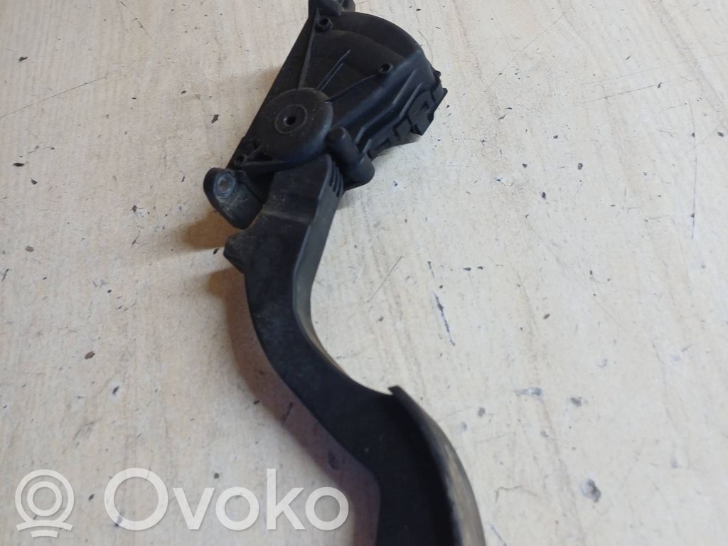 Volvo V50 Accelerator throttle pedal 