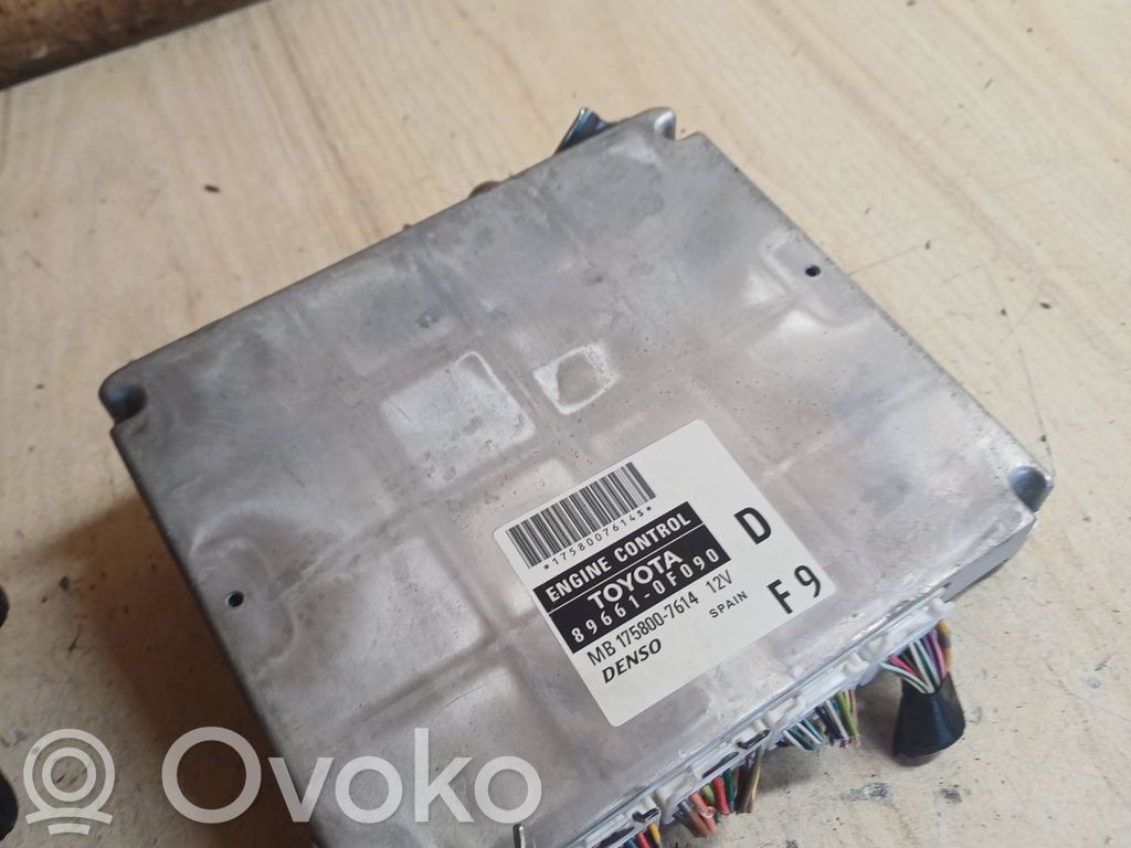 Toyota Corolla Verso E121 Engine control unit/module 