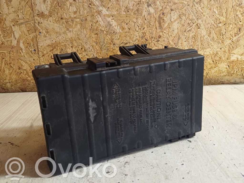 Ramka / Moduł bezpieczników   05144579AC,64469H,T281501285