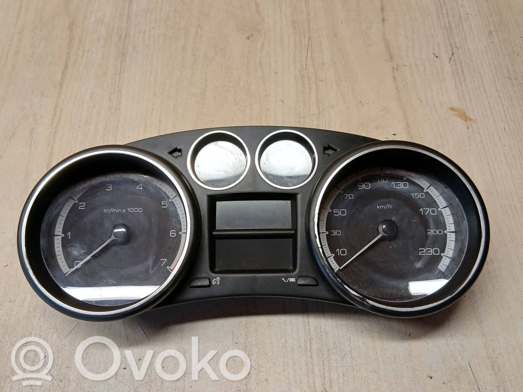 Peugeot 308 Vitezometru (grup de instrumente) 