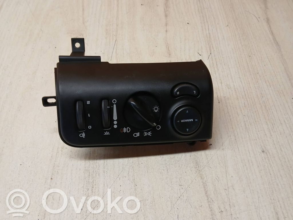Chrysler Voyager Light switch 