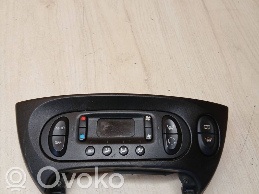 Renault Scenic I Climate control unit 