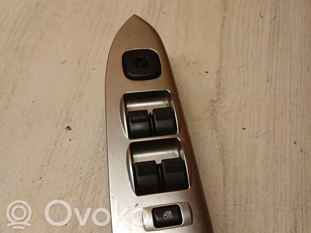 Mazda Premacy Electric window control switch 