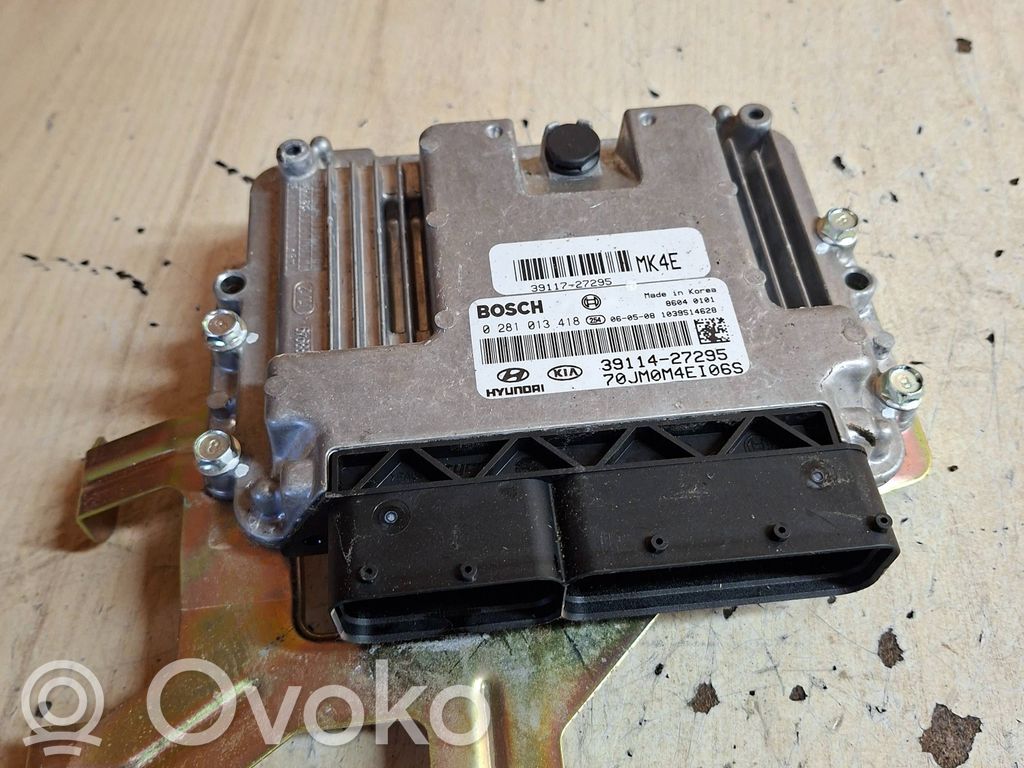 Hyundai Tucson JM Engine control unit/module 