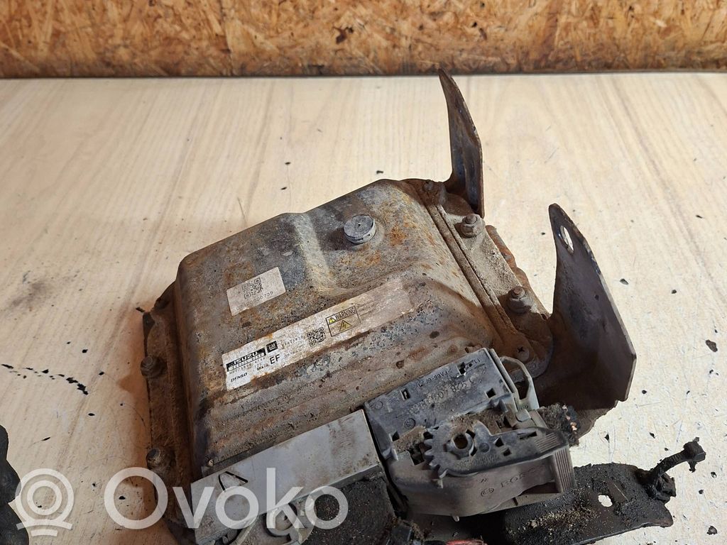 Engine control unit/module ECU   98025828,07120500739,8980258288,MB2758004768
