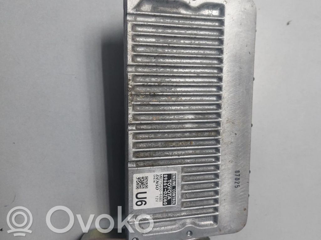 Toyota Auris E180 Engine control unit/module 