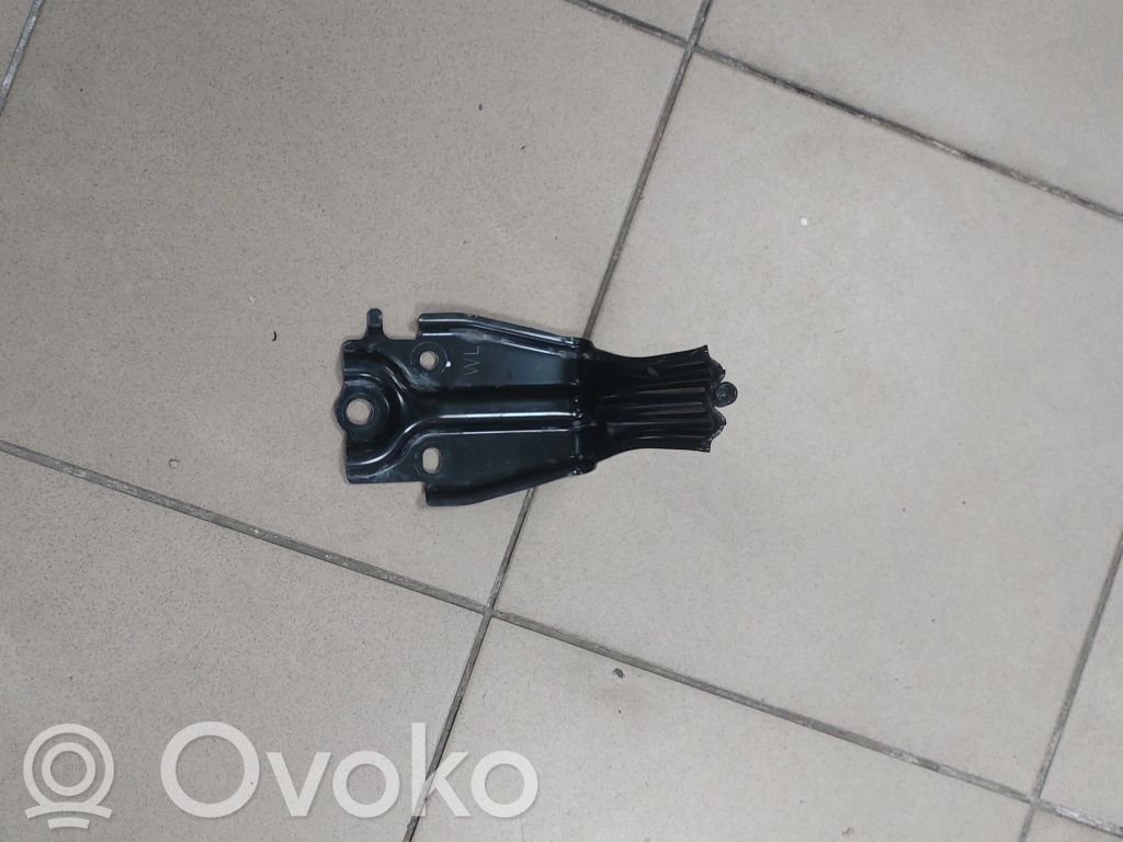 Battery bracket