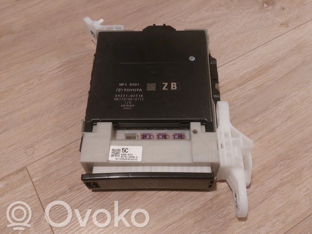 Toyota Corolla E210 E21 Comfort/convenience module 