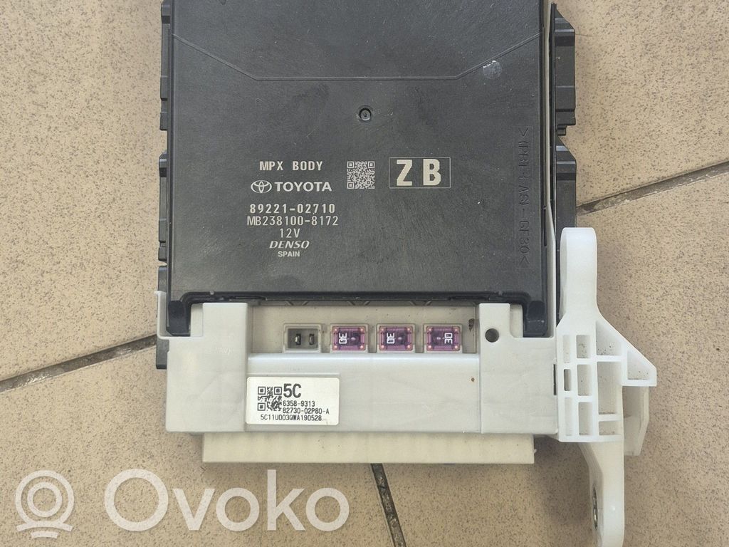 Toyota Corolla E210 E21 Comfort/convenience module 