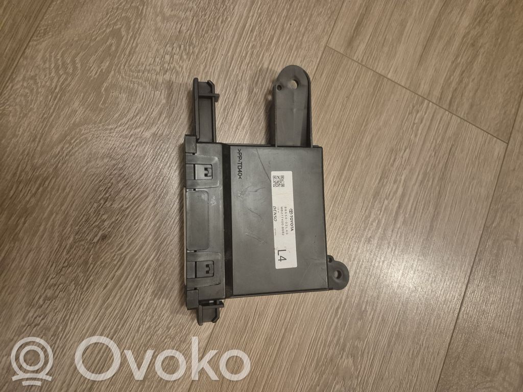 Toyota Corolla E210 E21 Climate control unit 