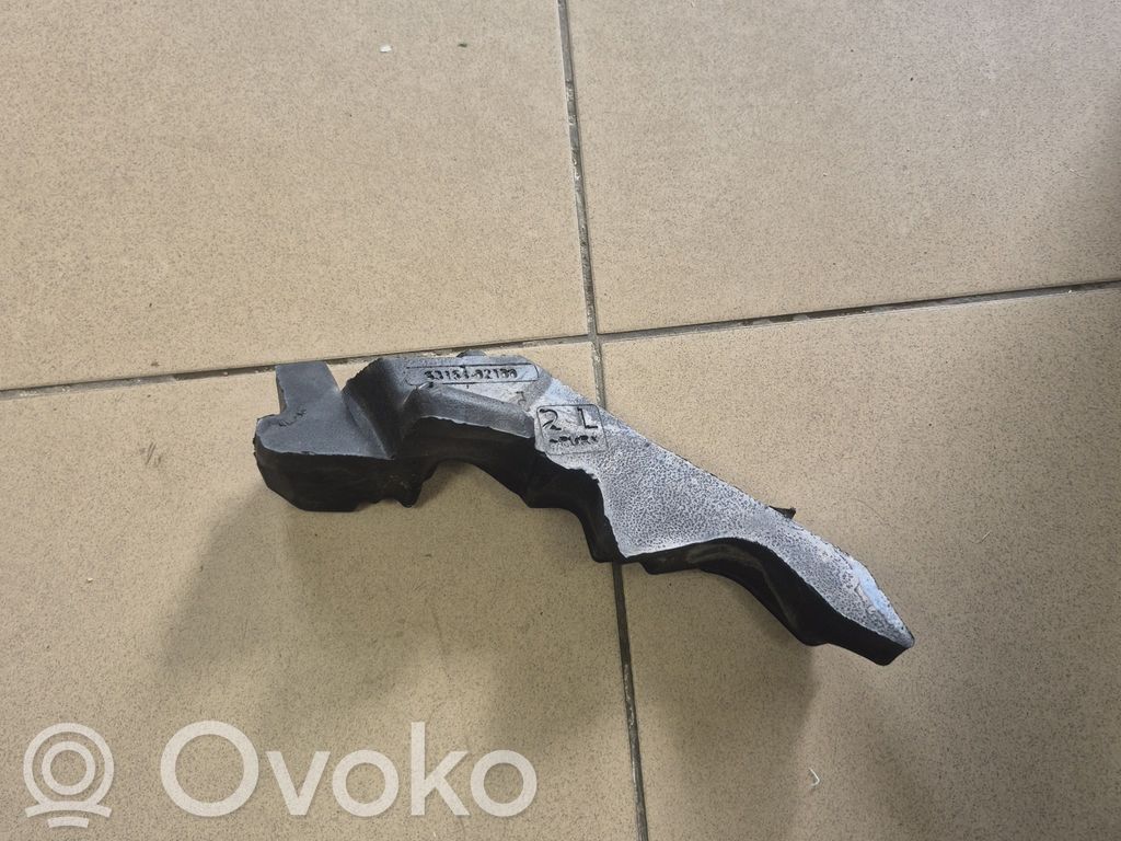 Toyota Corolla E210 E21 Wygłuszenie / Pianka błotnika przedniego 