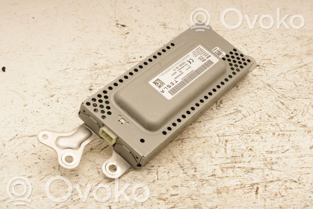 Other control units/modules   107975500D
