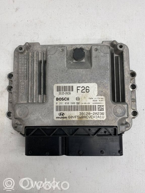 Hyundai i40 Engine control unit/module 