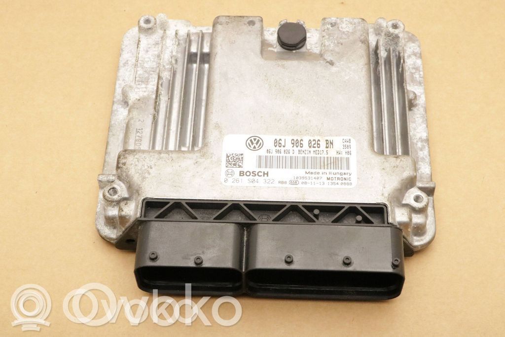Volkswagen PASSAT B6 Engine control unit/module 