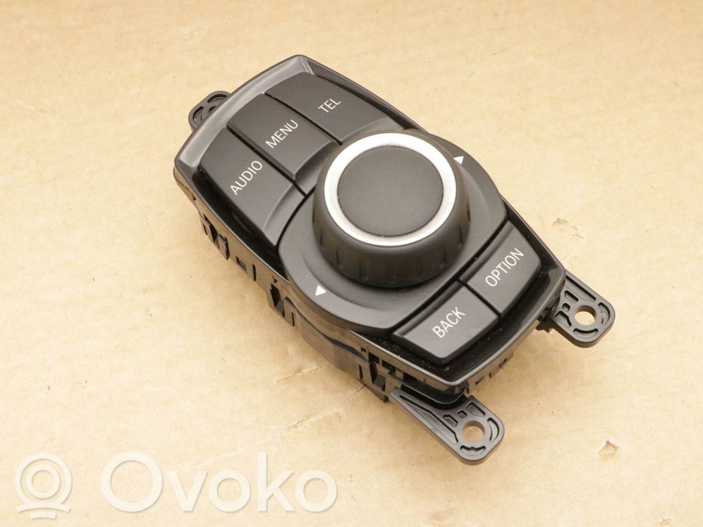 BMW 3 F30 F35 F31 Panel radia 