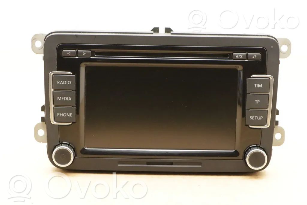 Volkswagen PASSAT B6 Panel / Radioodtwarzacz CD/DVD/GPS 