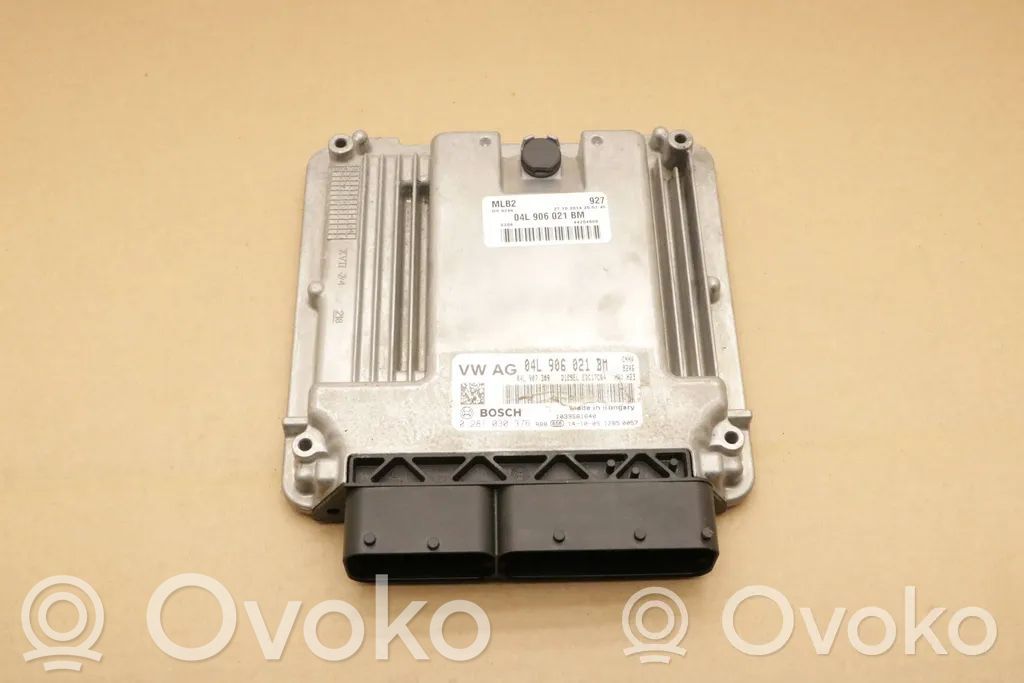 Audi A5 8T 8F Engine control unit/module 