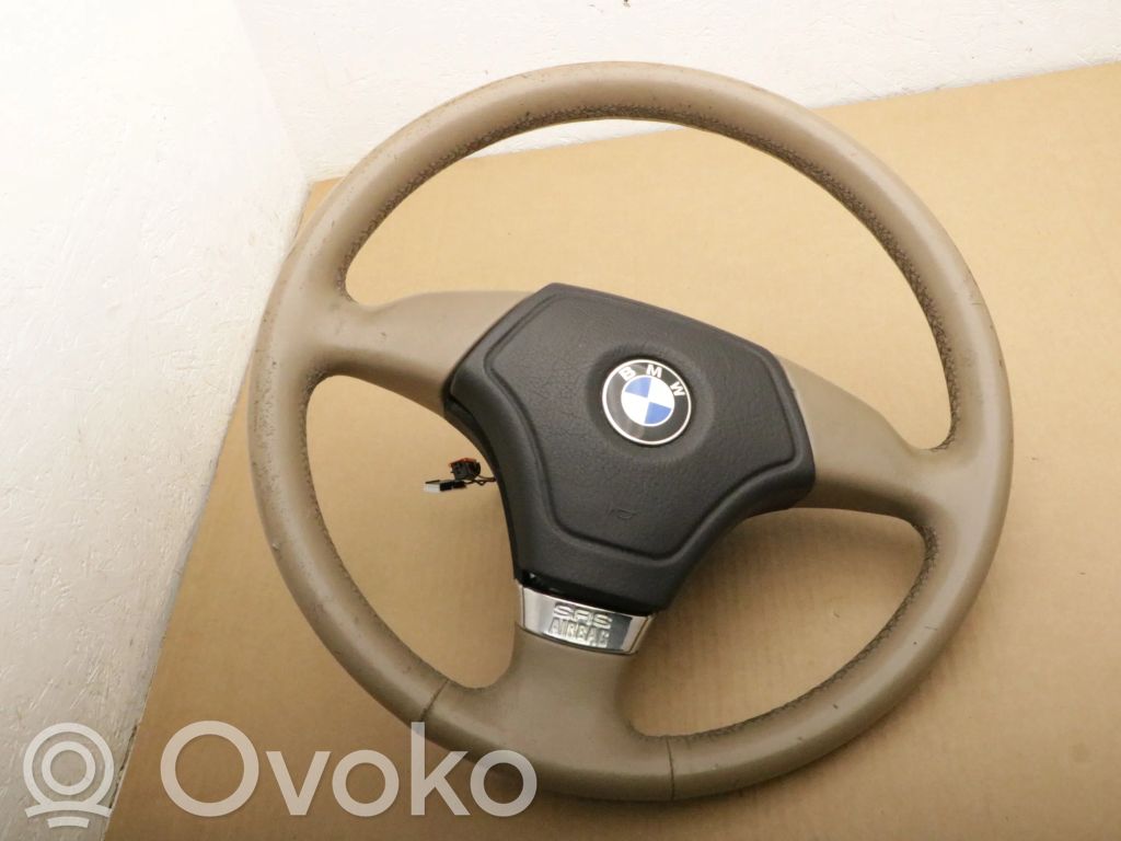Ohjauspyörä   1162111,1095012,1162111,3310927623,52445273