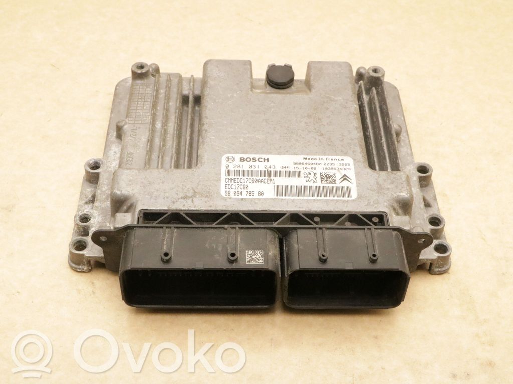 Peugeot 308 Variklio valdymo blokas 