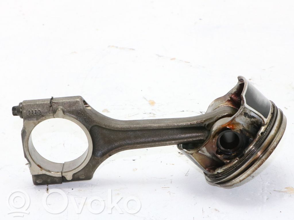 Audi A4 S4 B8 8K Pistón con biela 