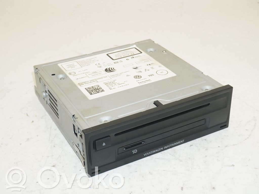Volkswagen PASSAT B8 Panel / Radioodtwarzacz CD/DVD/GPS 